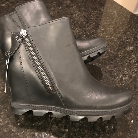 New Sorel Joan of Arctic Wedge II Zip Bootie Black - Picture 12 of 15